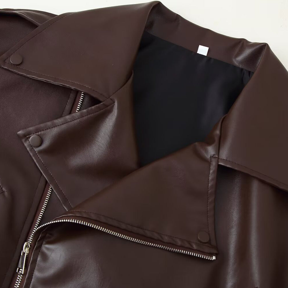 Short leather jacket with belt and loose fit