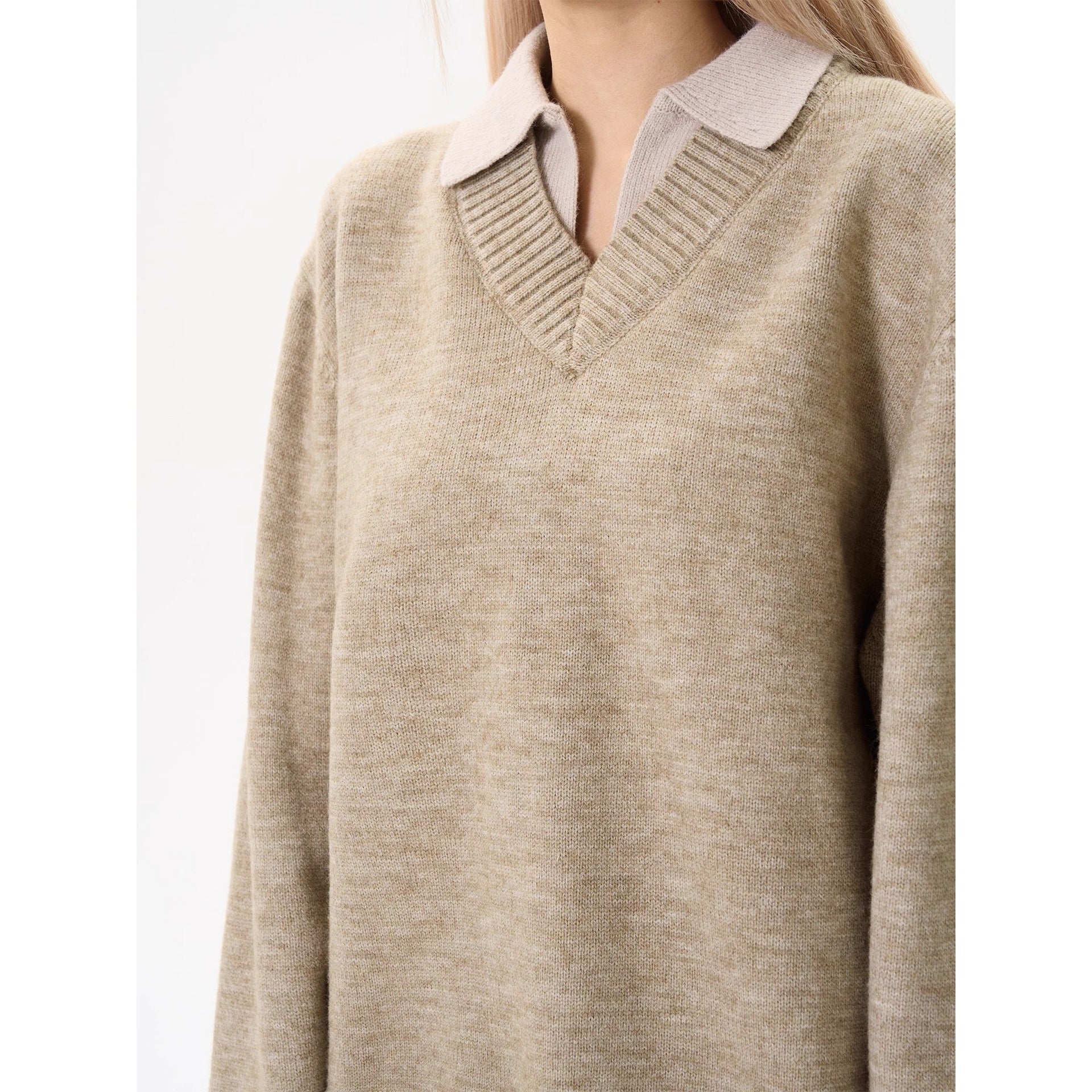 Cleanfit Mock Two-Piece V-Neck Sweater Women's Classic Color-block Preppy Style Knit Top